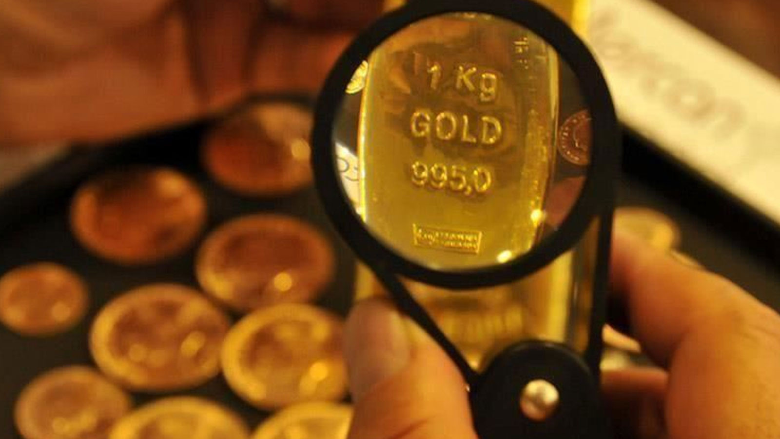 Uzman isim açıkladı: Eğer Pakistan-Afganistan savaşı uzarsa altın ve gümüşü tutamazsınız