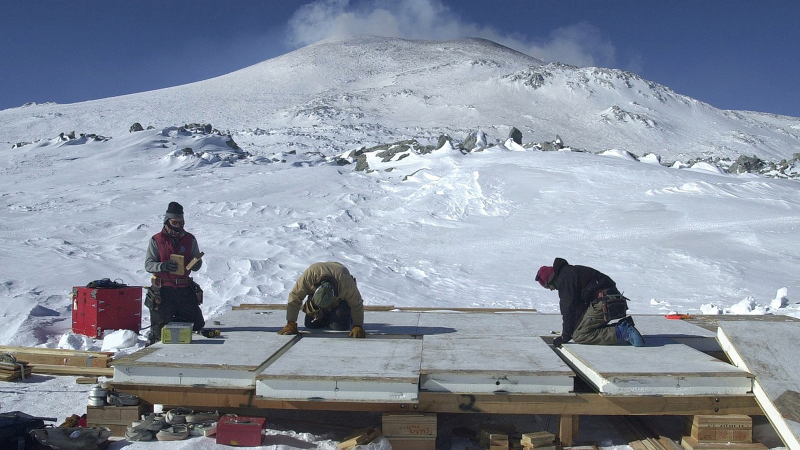 Yıllık maaş 1 milyon 800 bin TL... Dondurucu soğukta çalışacak işçi arıyor!