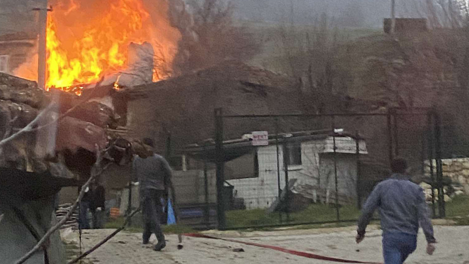 Bursa'da evde çıkan yangında yaşlı çift hayatını kaybetti