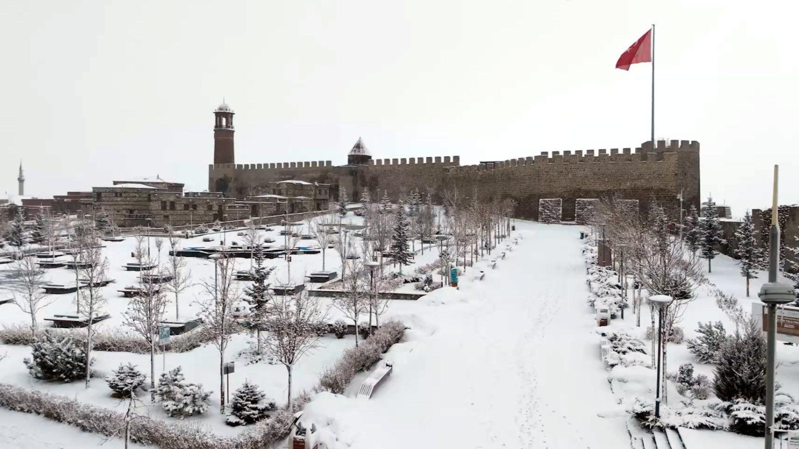 Erzurum kara gömüldü! 2004’ten sonraki en yoğun yağış!