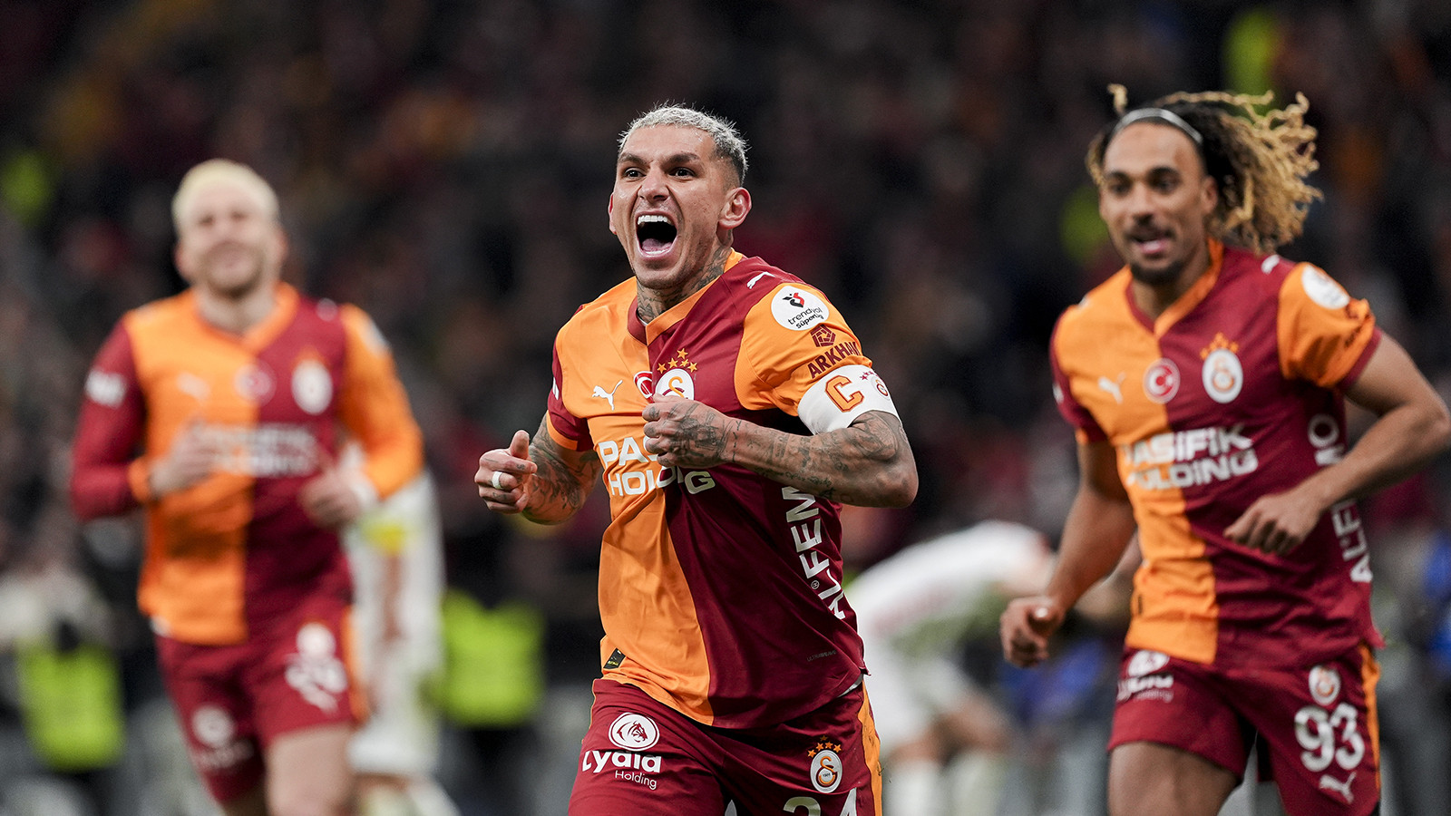 Galatasaray, Alanyaspor engelini 3 golle aştı