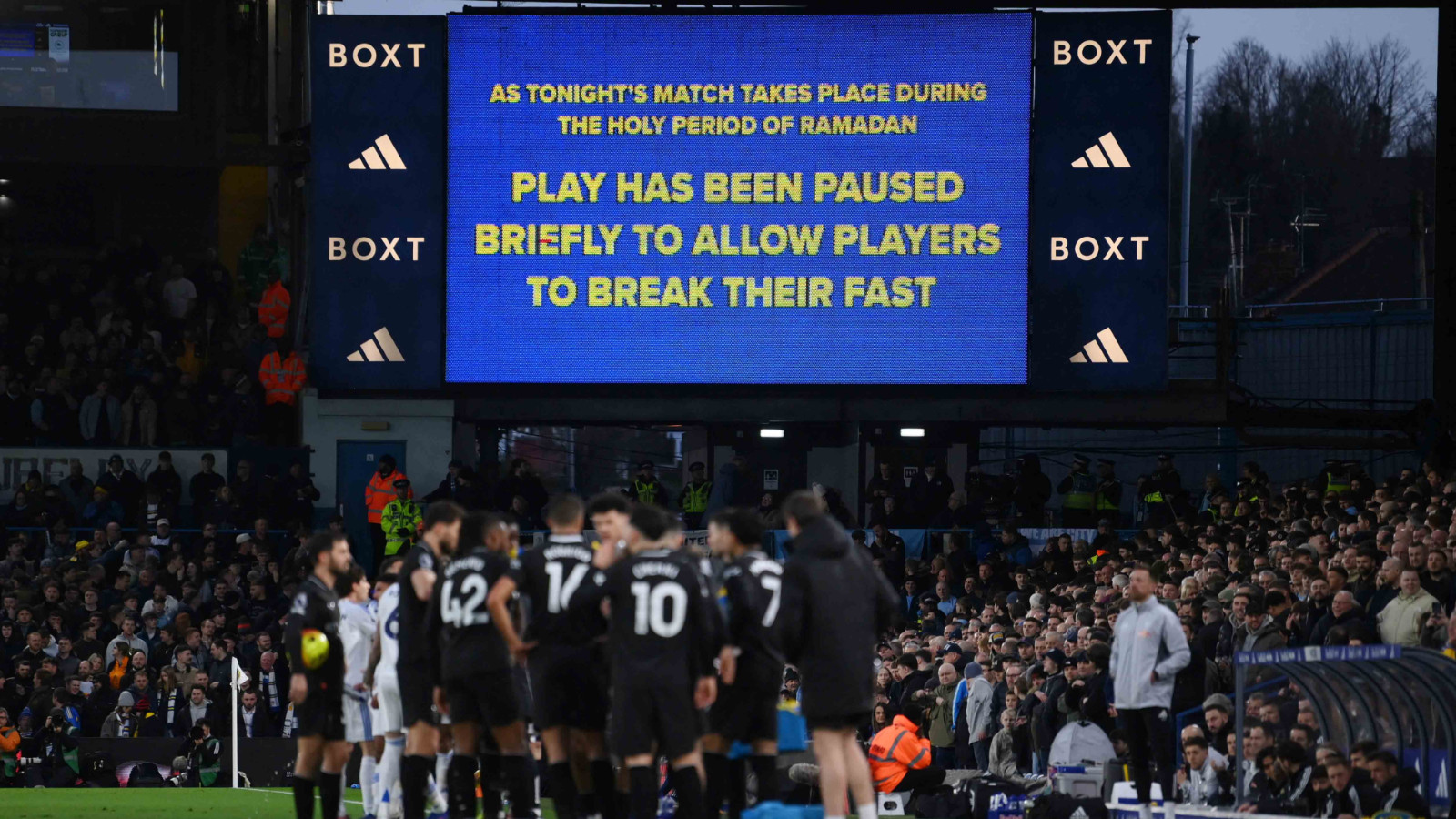 Leeds United-Manchester City maçına iftar arası