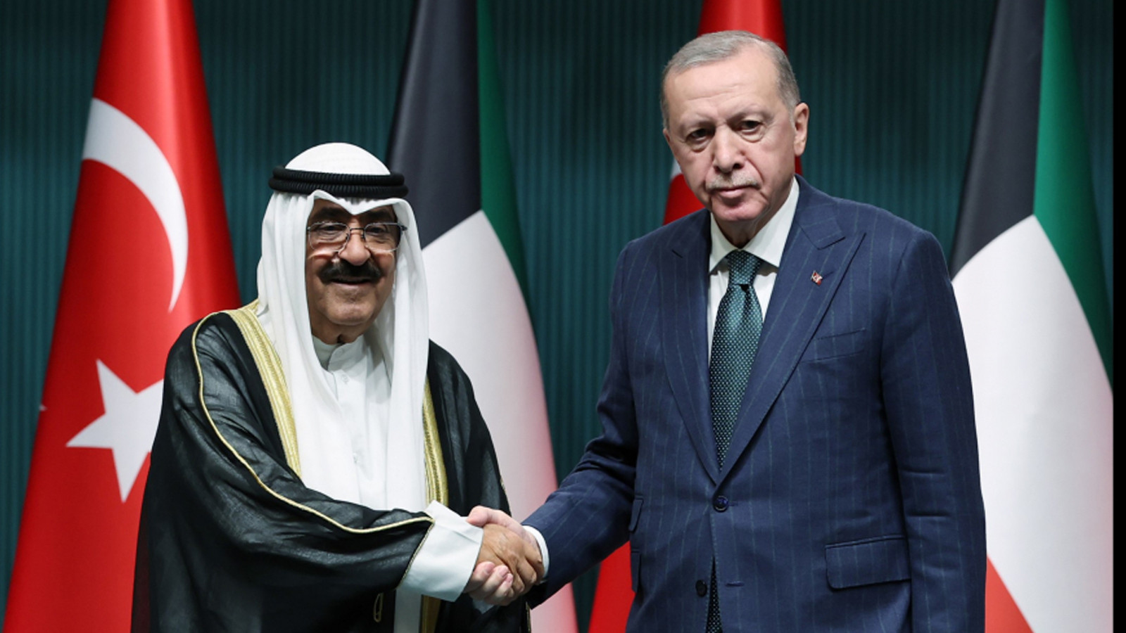 Cumhurbaşkanı Erdoğan’dan Kuveyt Emiri El Sabah’a geçmiş olsun telefonu