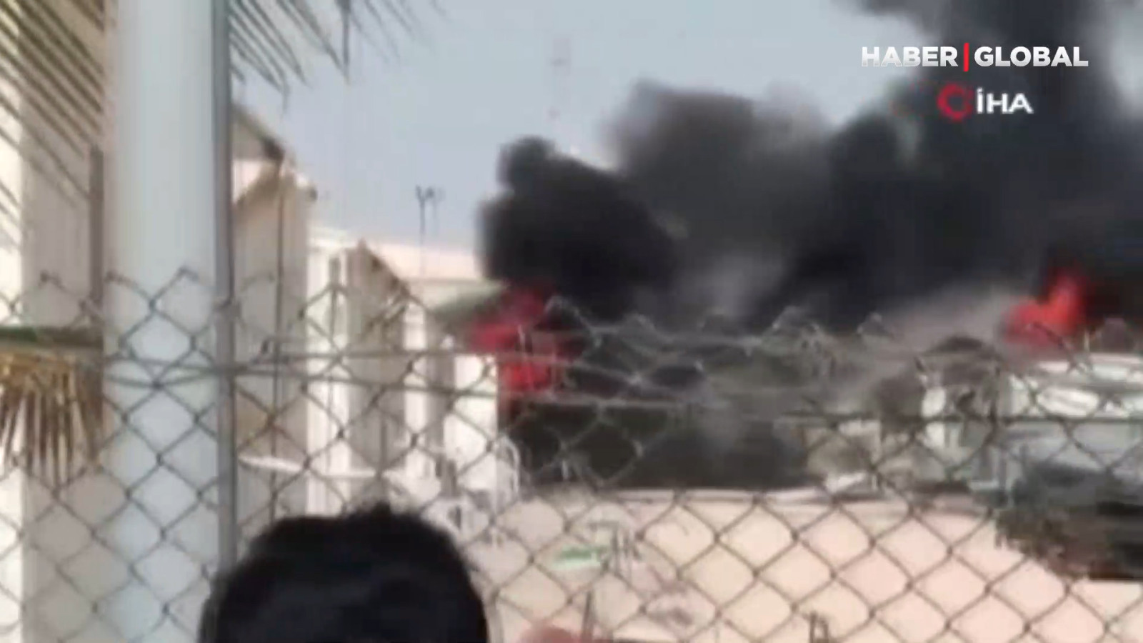 Umman'da liman vuruldu