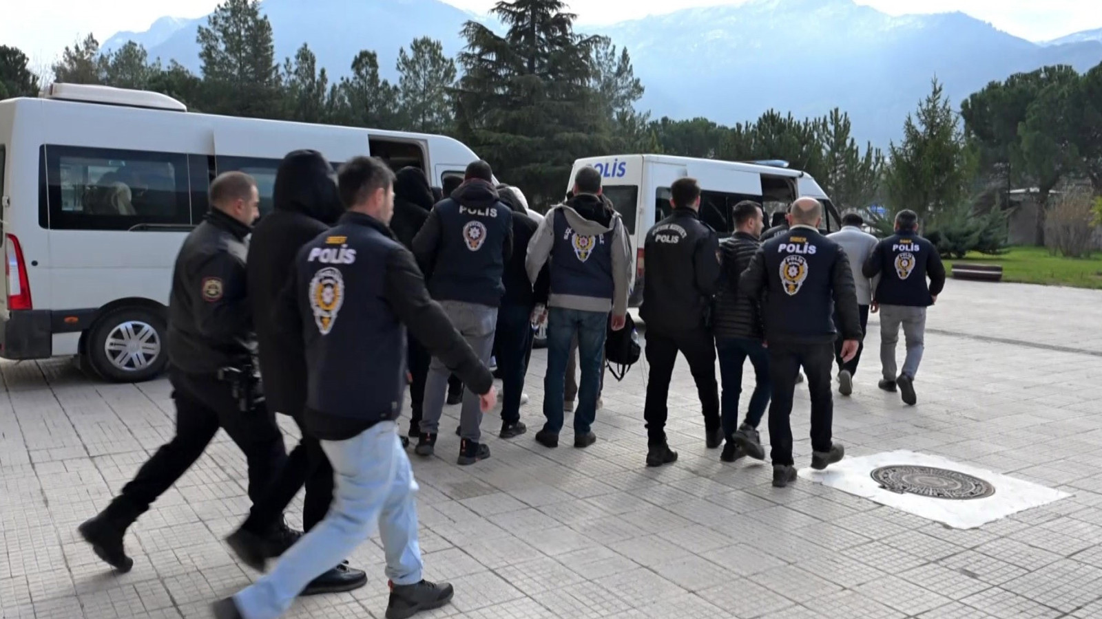 Amasya merkezli 10 ilde yasa dışı bahis operasyonu: Çok sayıda tutuklama var
