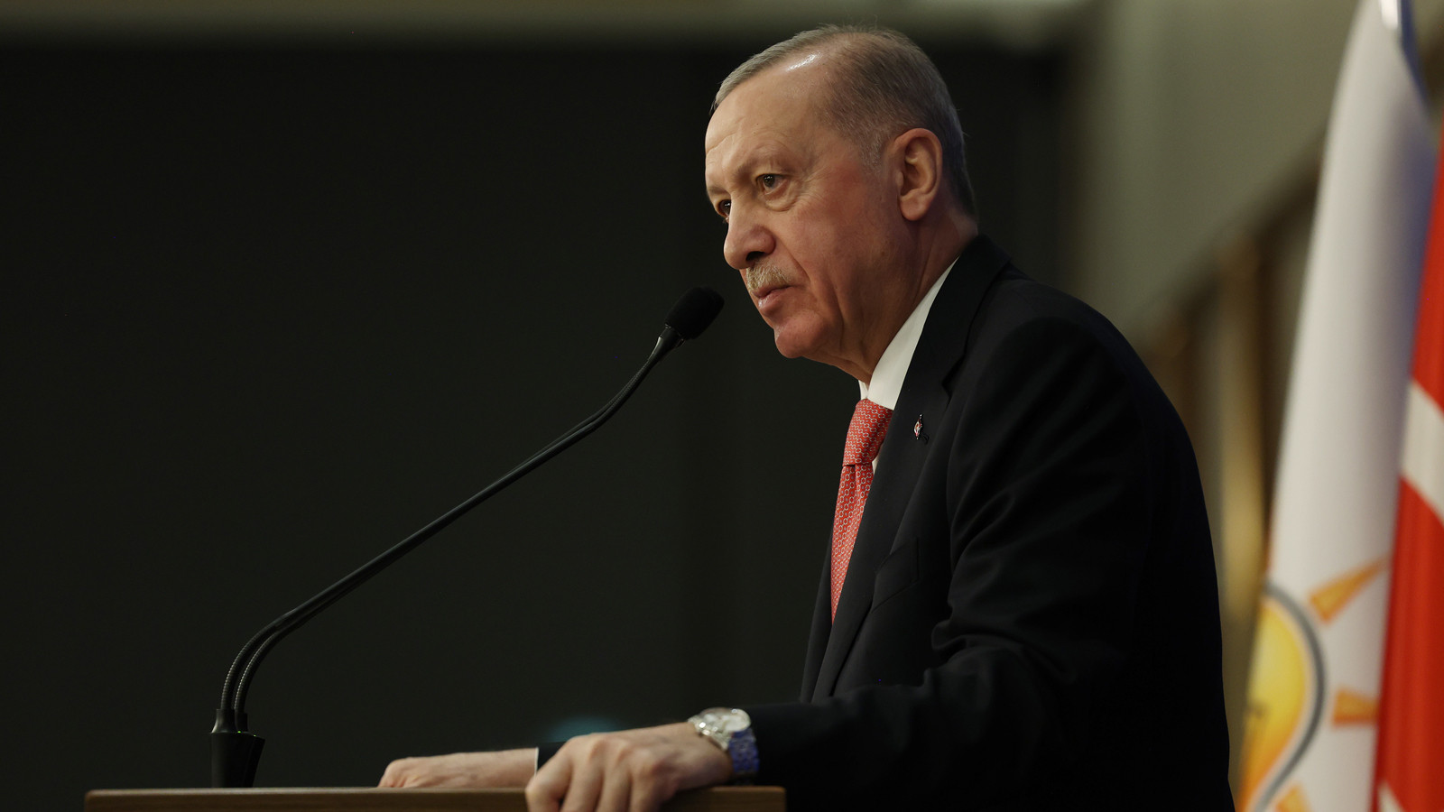 Cumhurbaşkanı Erdoğan: Savaşı durdurmak için yoğun çaba harcıyoruz