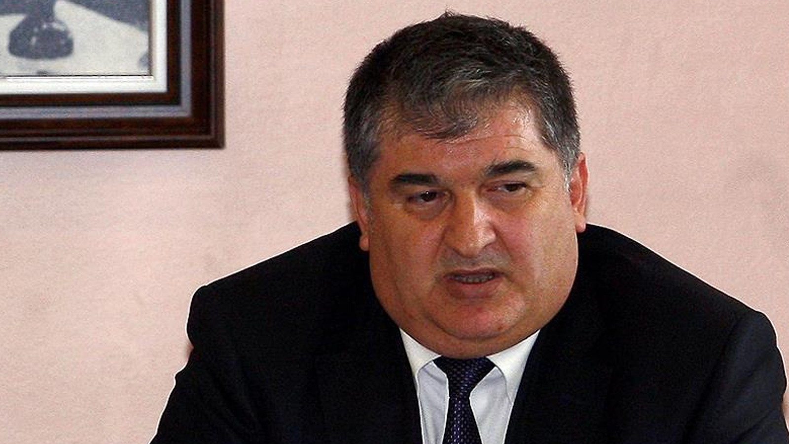 Gri kategoride aranan eski savcı Şadan Sakınan yakalandı