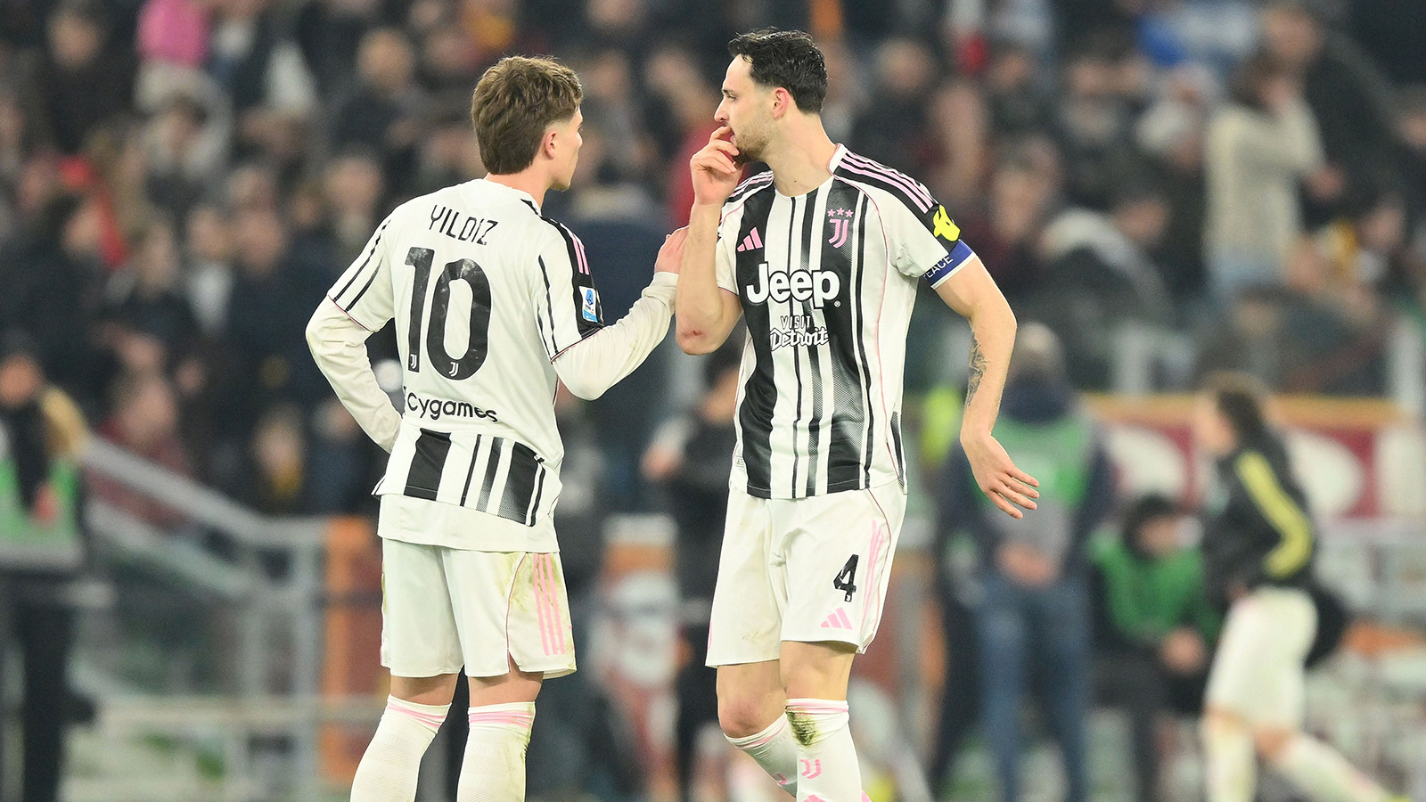 İtalyanlar, Kenan Yıldız'ı yerden yere vurdu: "Yetersizliğini unutturmaya yetmedi"