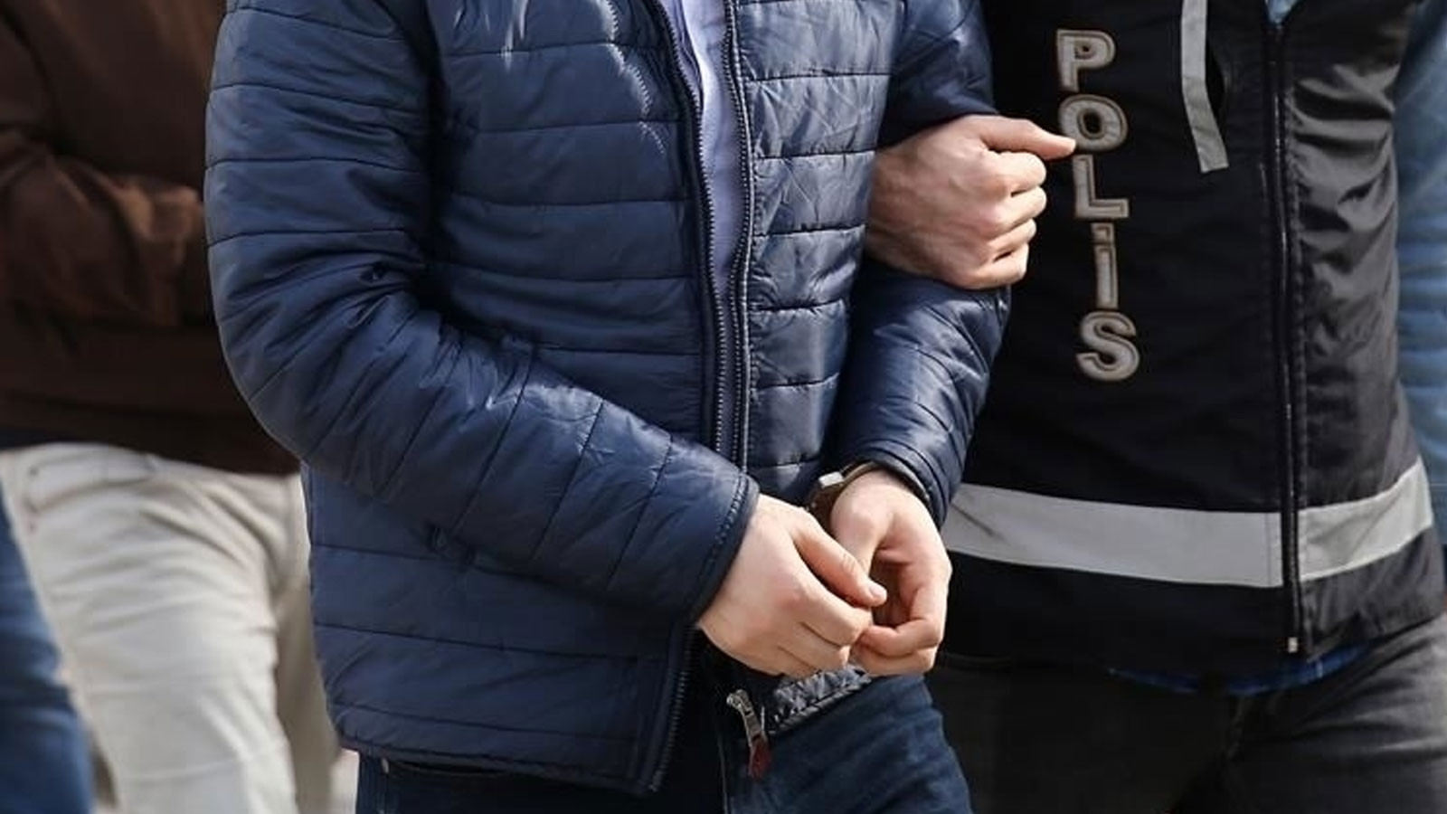 İstanbul’da çete operasyonu: 5 gözaltı