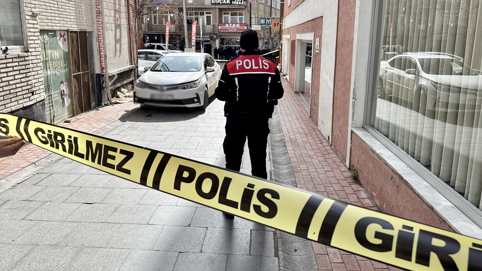 Kırşehir'de kahvehaneye silahlı saldırı: 2 kişi yaralandı