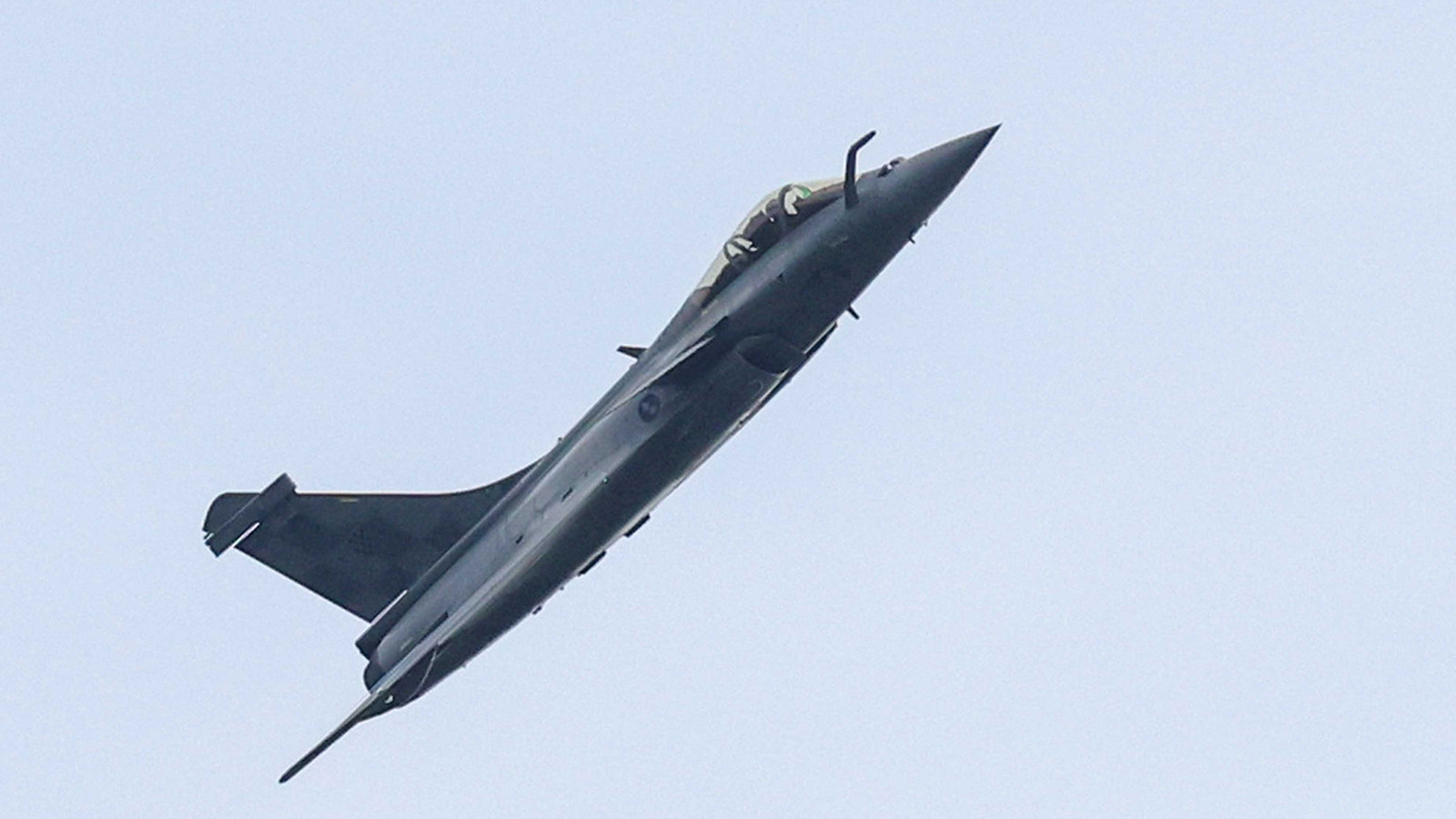 Fransa'dan sürpriz savaş hamlesi! İran İHA'larını vurdular