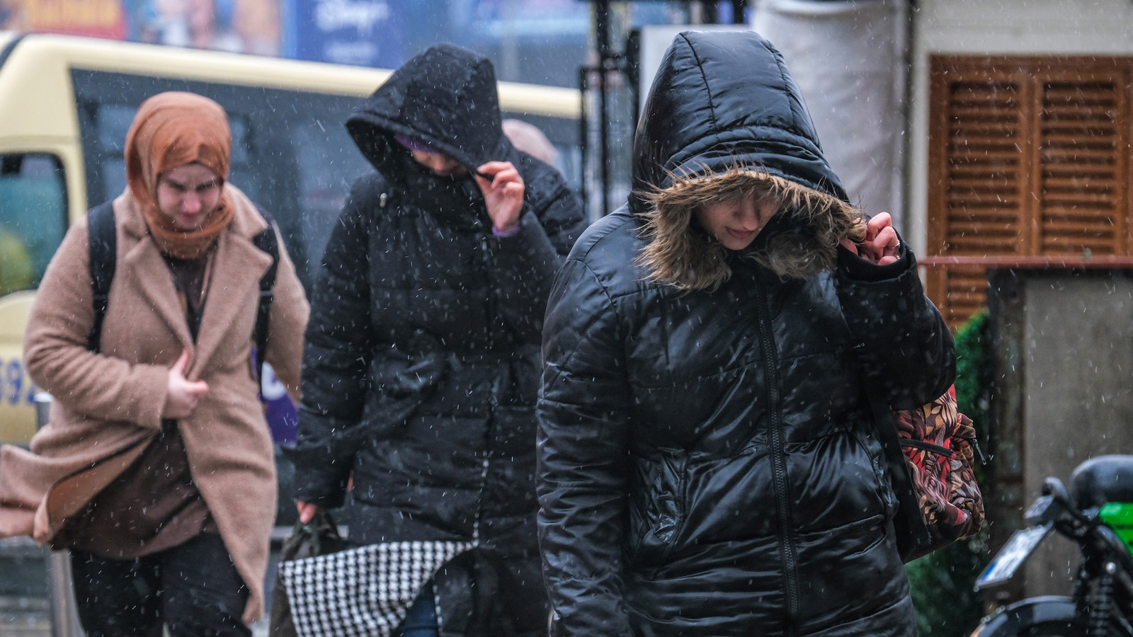 Meteoroloji haritayı güncelledi: Kar ve sağanak için yeni dalga geliyor, hafta boyunca sürecek