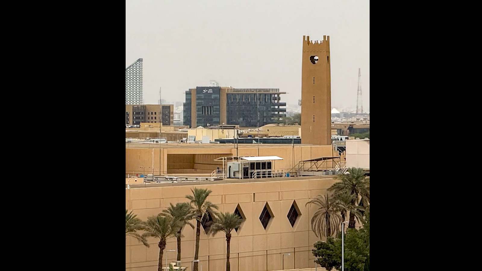 Riyad'daki CIA karargahına saldırı: İki İHA isabet etti