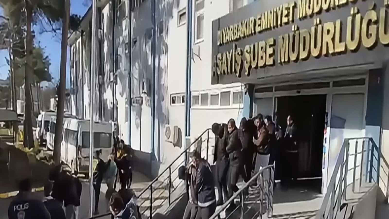 Sahte ‘araç muayene randevusu’ dolandırıcılığına 14 ilde ‘Son istasyon’ operasyonu: 25 tutuklama