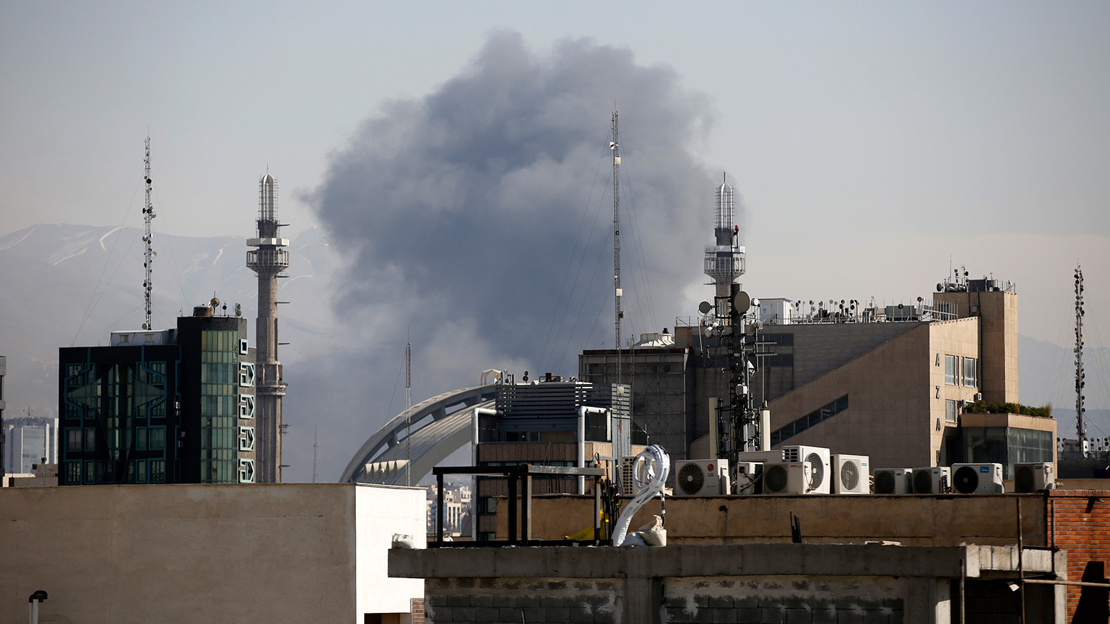 ABD-İsrail saldırılarında 105 sivil mekan vuruldu