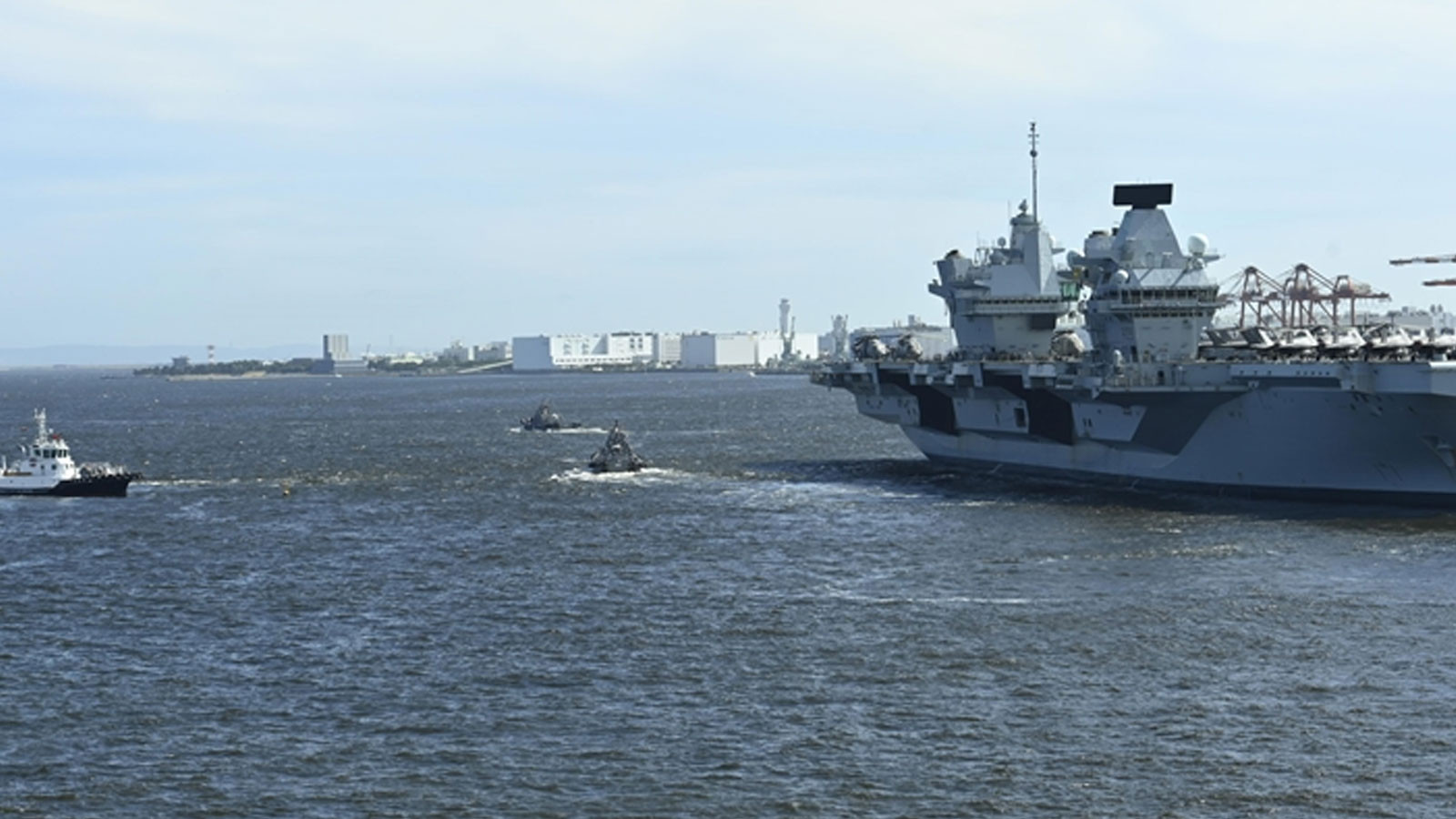 GKRY'de İngiliz hava üssüne yönelik saldırılar alarma yol açtı! Fransız uçak gemisi de Akdeniz'e gidiyor