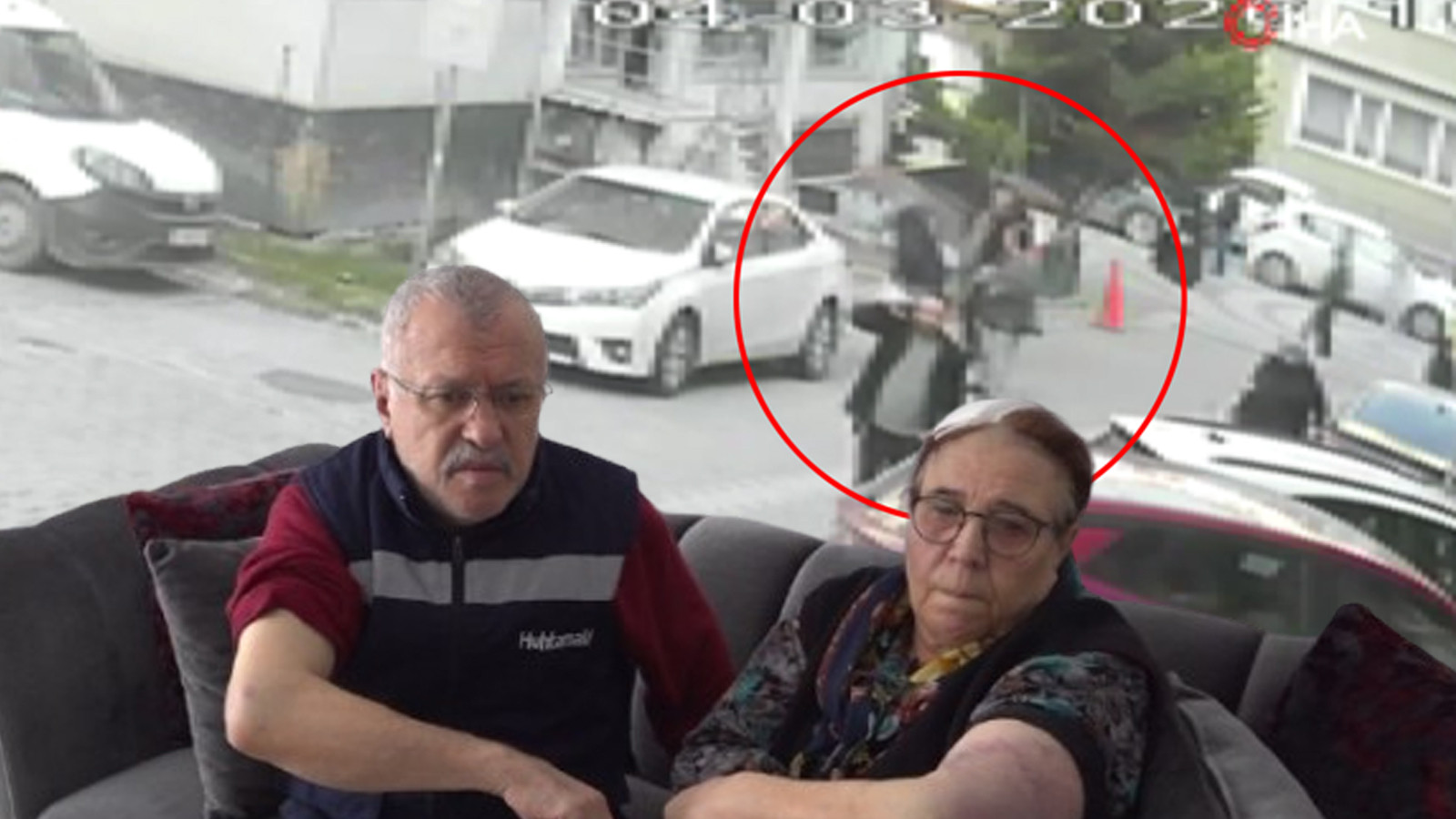 İstanbul'da komşu dehşeti: Genç adam yaşlı çifti sopayla darp etti