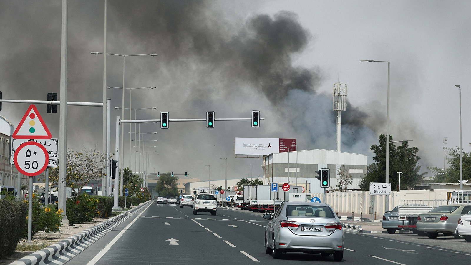 Körfez'de nefes kesen anlar! İran uçakları hedefe saniyeler kala vuruldu