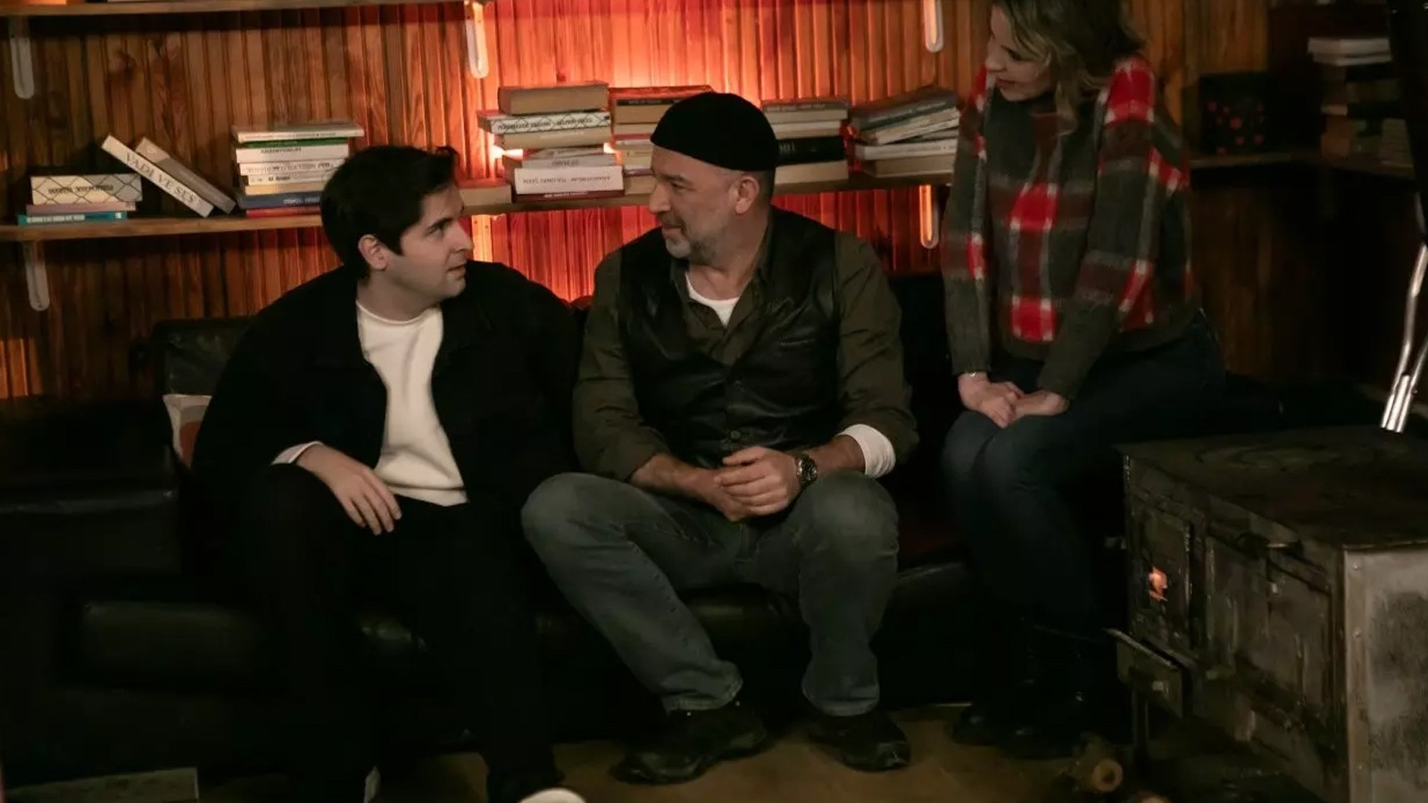 Arka Sokaklar 742. bölüm tek parça full izle! Kanal D Arka Sokaklar son bölüm izle!