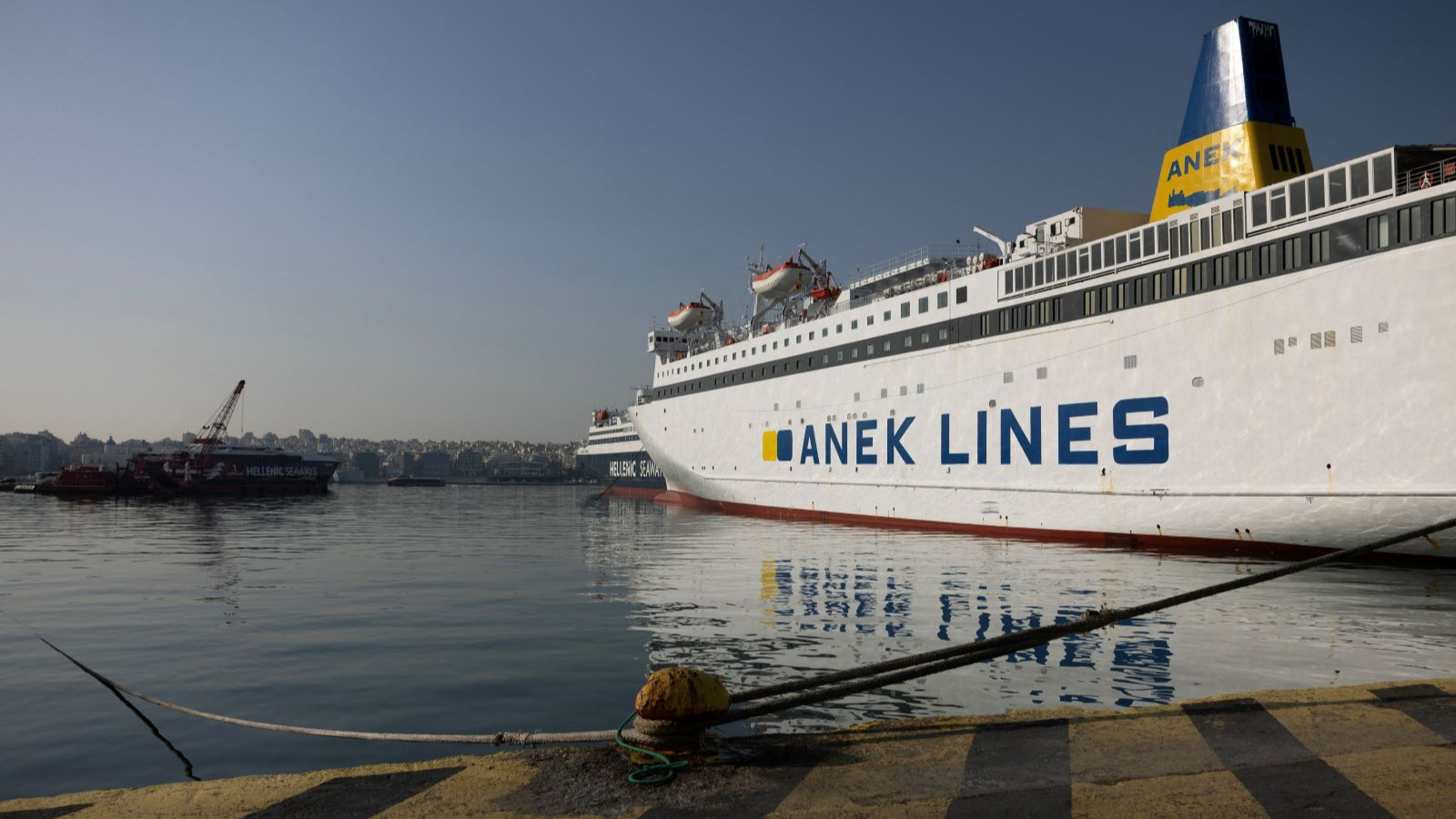 Çin kendi gemilerinin Hürmüz Boğazı'ndan geçişi için İran'la temasa geçti