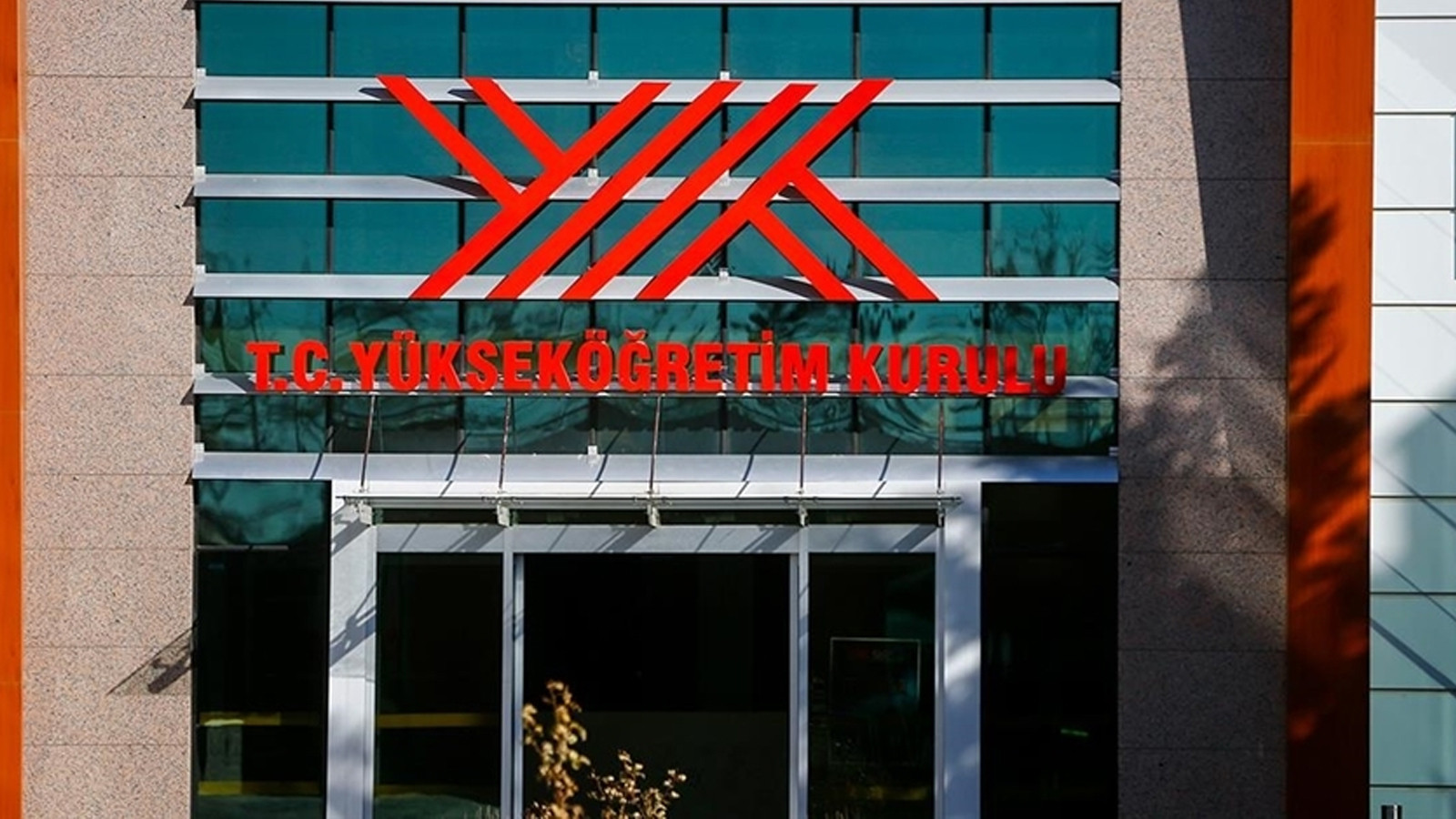 YÖK'ten doktora ve lisansüstü öğrencilere ilişkin düzenleme