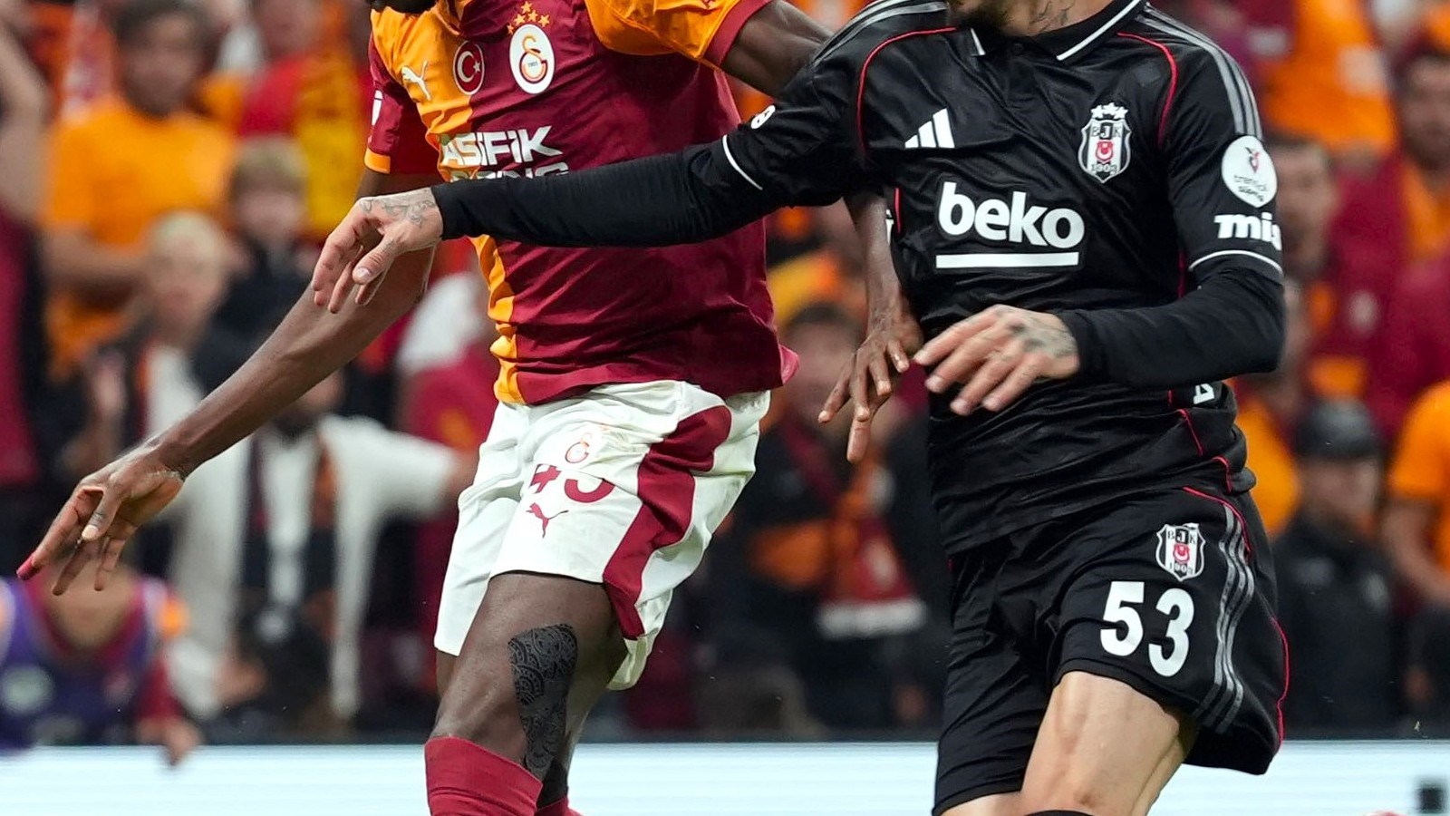 Süper Lig'de dev derbi: Beşiktaş-Galatasaray