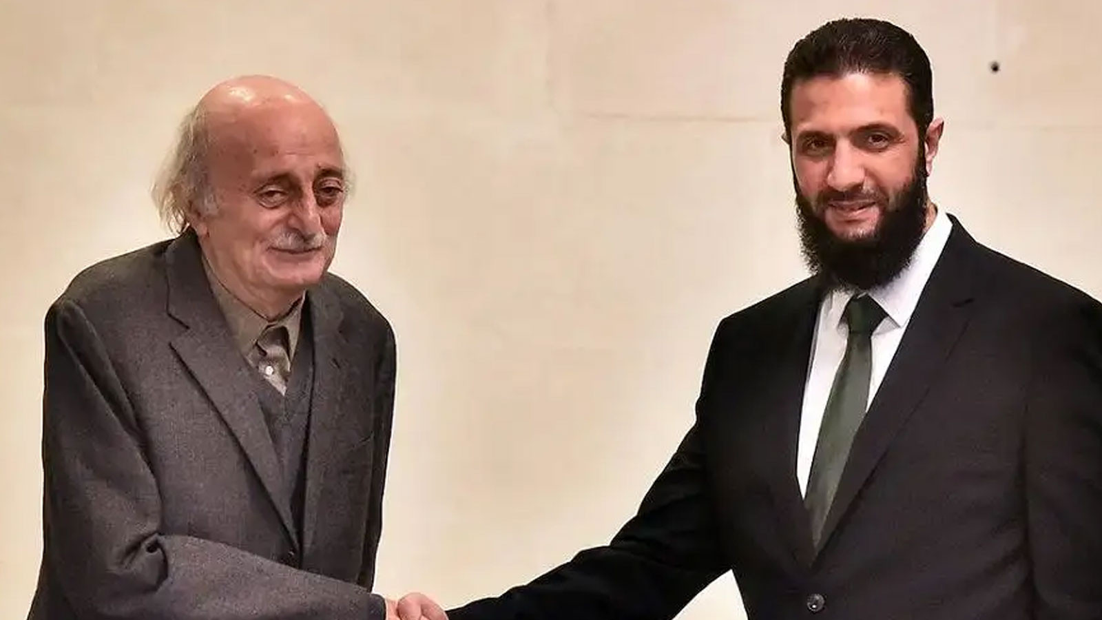 Suriye Cumhurbaşkanı Şara ile Dürzi lider Canbolat, Suriye-Lübnan koordinasyonunun önemini vurguladı