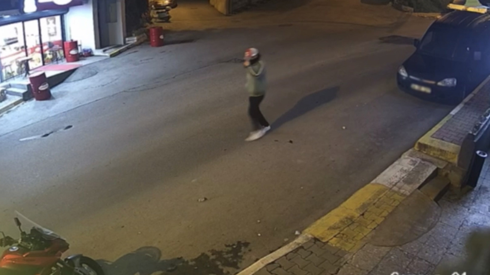 30 bin lira için kurşun sıktı! Maskeli saldırgan o anları kaydetti