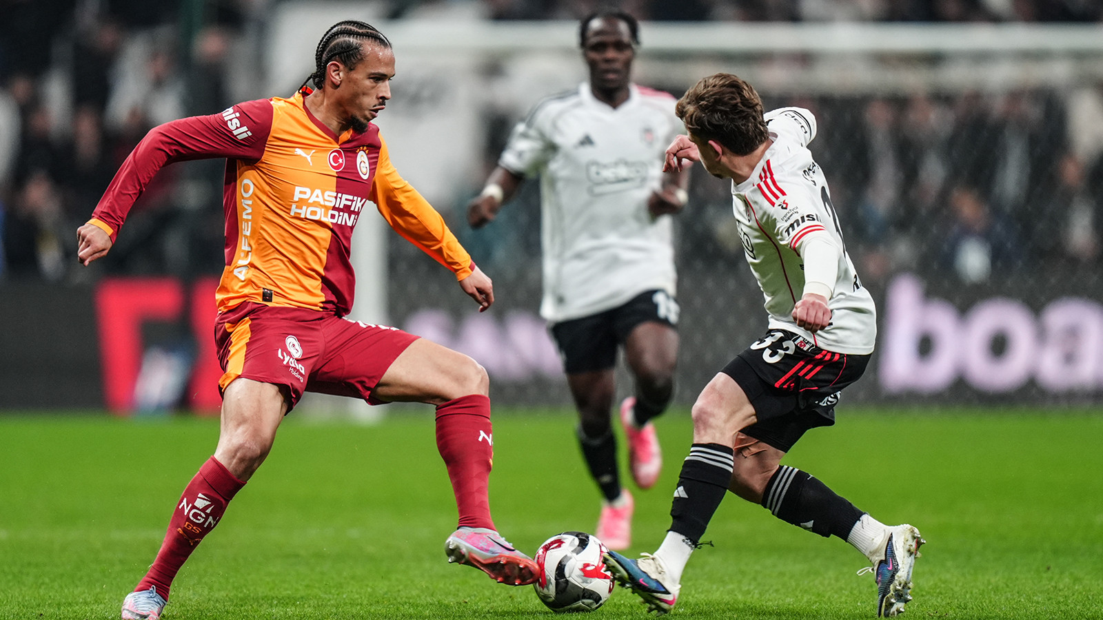 Almanya'da Leroy Sane'yi yerden yere vurdular! "Kötü bir son! Sakarca"