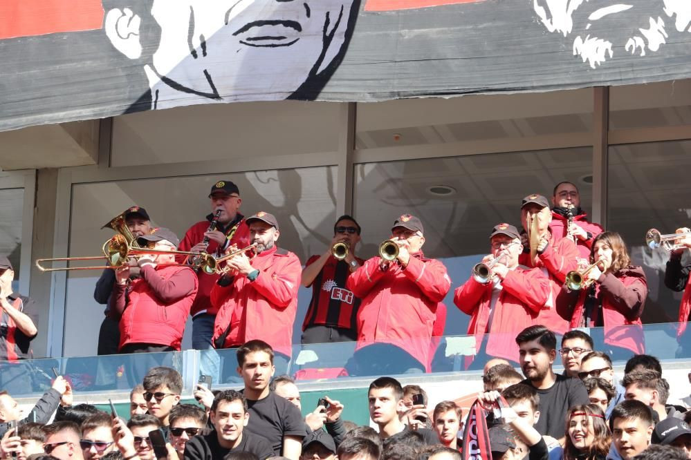 Eskişehirspor taraftarı, İspanya'ya selam gönderdi - Resim: 8