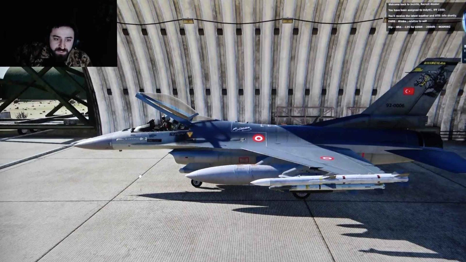 Youtuber gençten çatı katından sanal F-16 eğitimi - Resim: 2