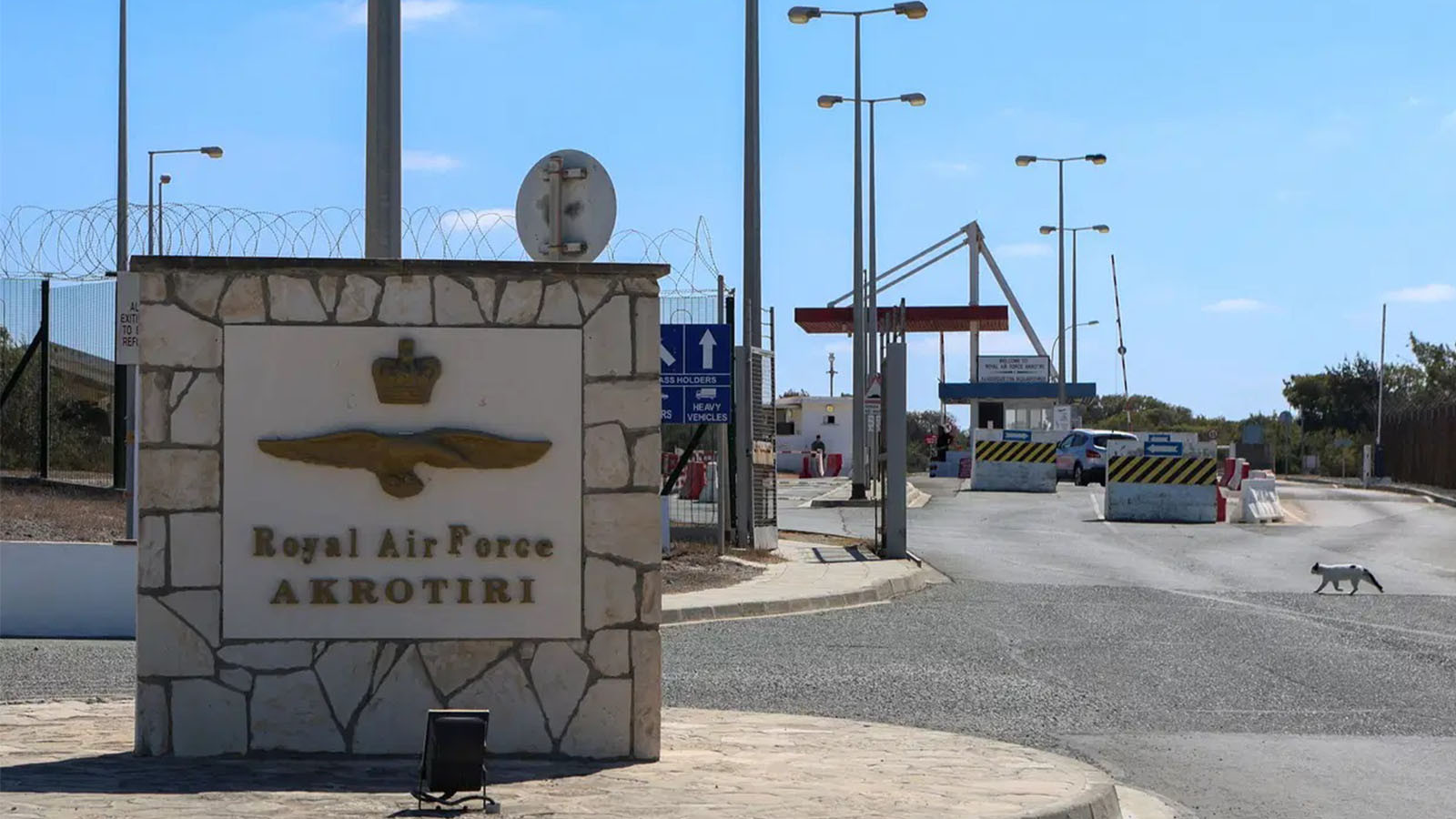 Füzelere açık hedef! İngiliz hava üsleri Rumları korkutuyor