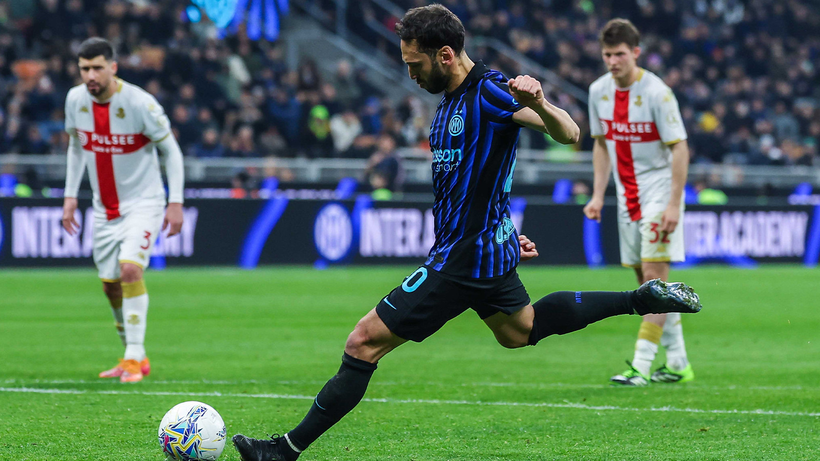 Milan Inter maçı, Hakan Çalhanoğlu ilk 11'de değil!