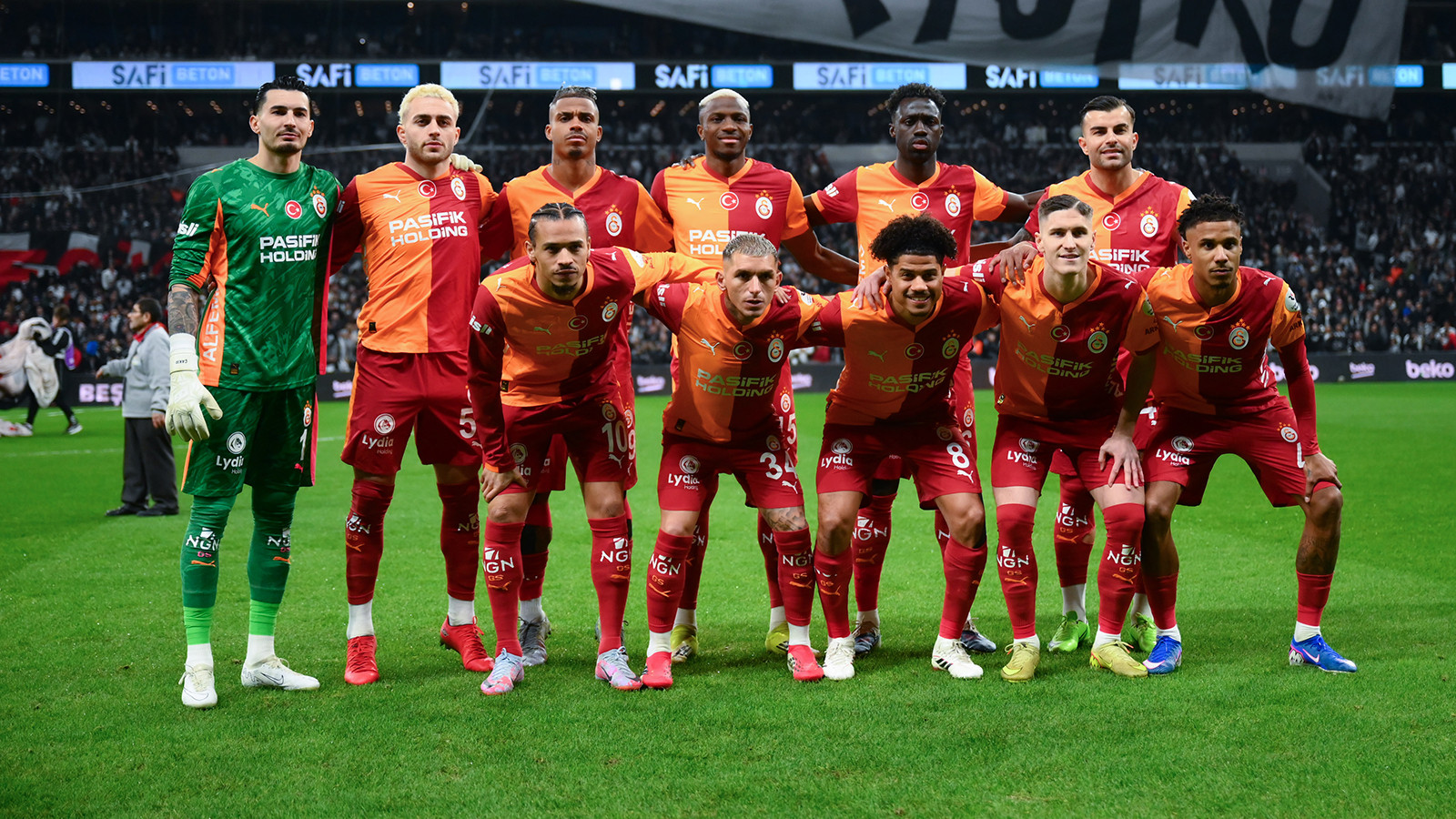 Galatasaray, "Devler Ligi"nde yarın Liverpool'u konuk edecek