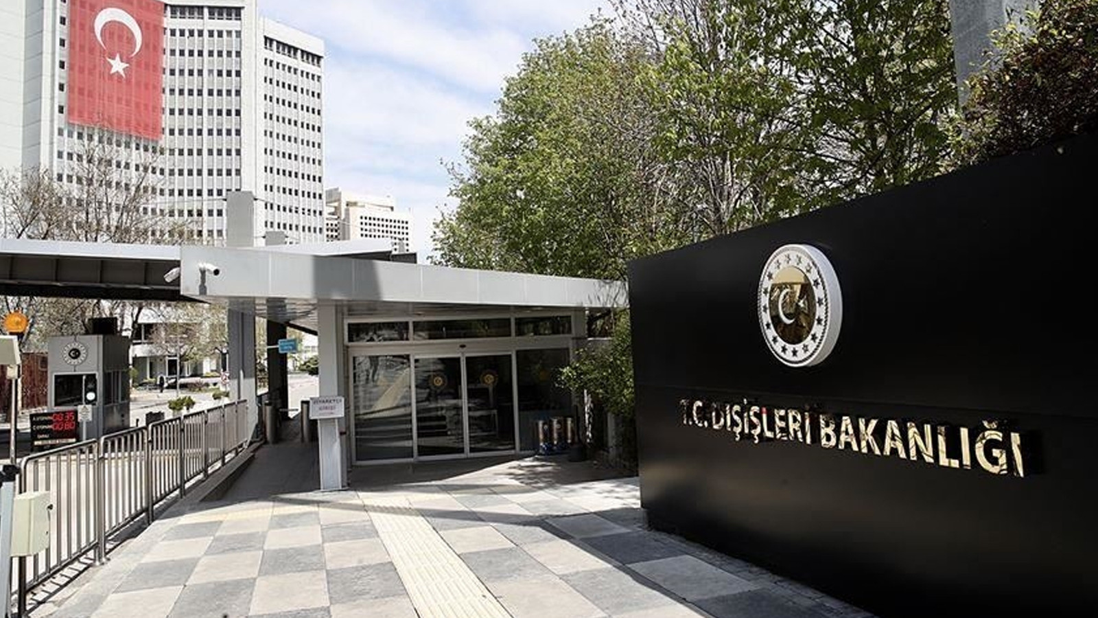 İran’ın Ankara Büyükelçisi Dışişleri Bakanlığı'na çağrılarak izahat istendi