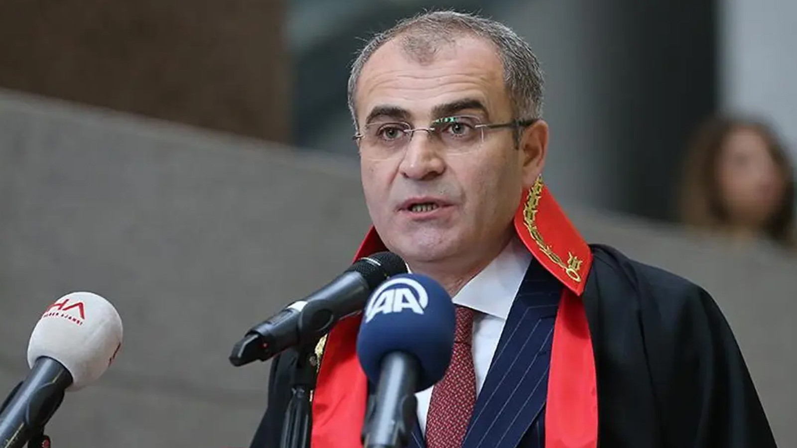 AYM Başkanvekilliği'ne İrfan Fidan seçildi!