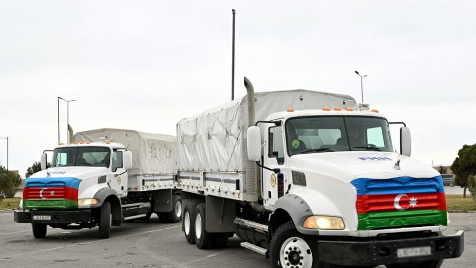 Azerbaycan, Aliyev'in talimatıyla İran’a yaklaşık 30 ton gıda ürünü gönderdi