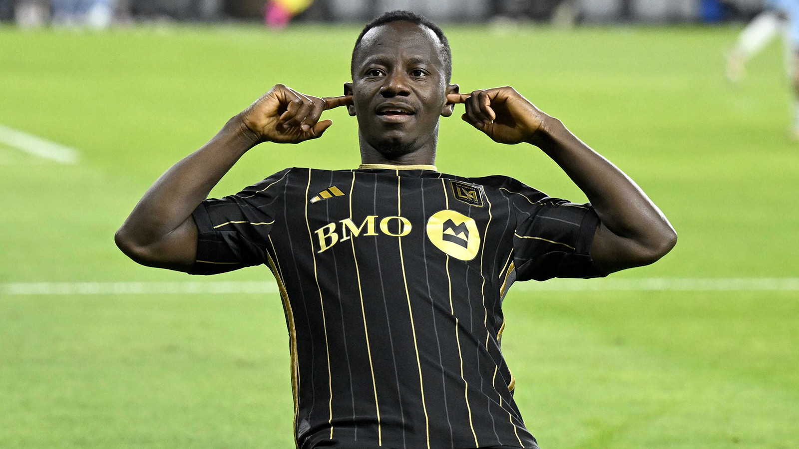 Bahis oynayan iki futbolcuya ömür boyu men cezası!