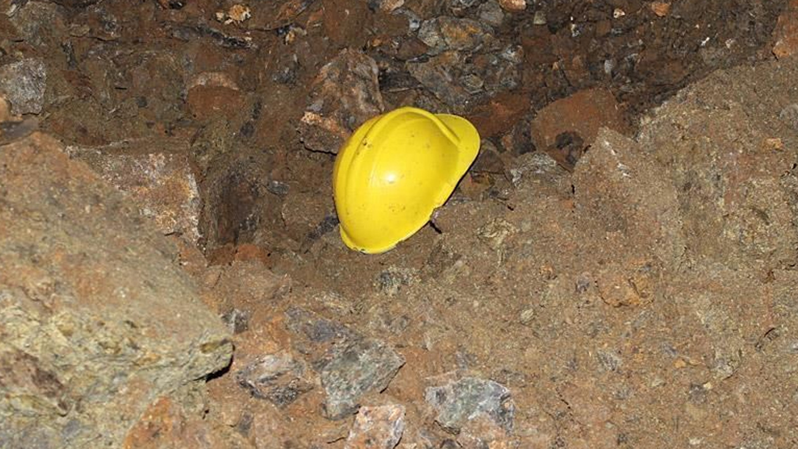 Hindistan'da göçük: 7 işçi hayatını kaybetti