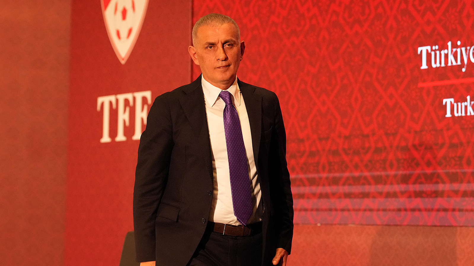 İbrahim Hacıosmanoğlu, Galatasaray-Liverpool maçını tribünden izleyecek