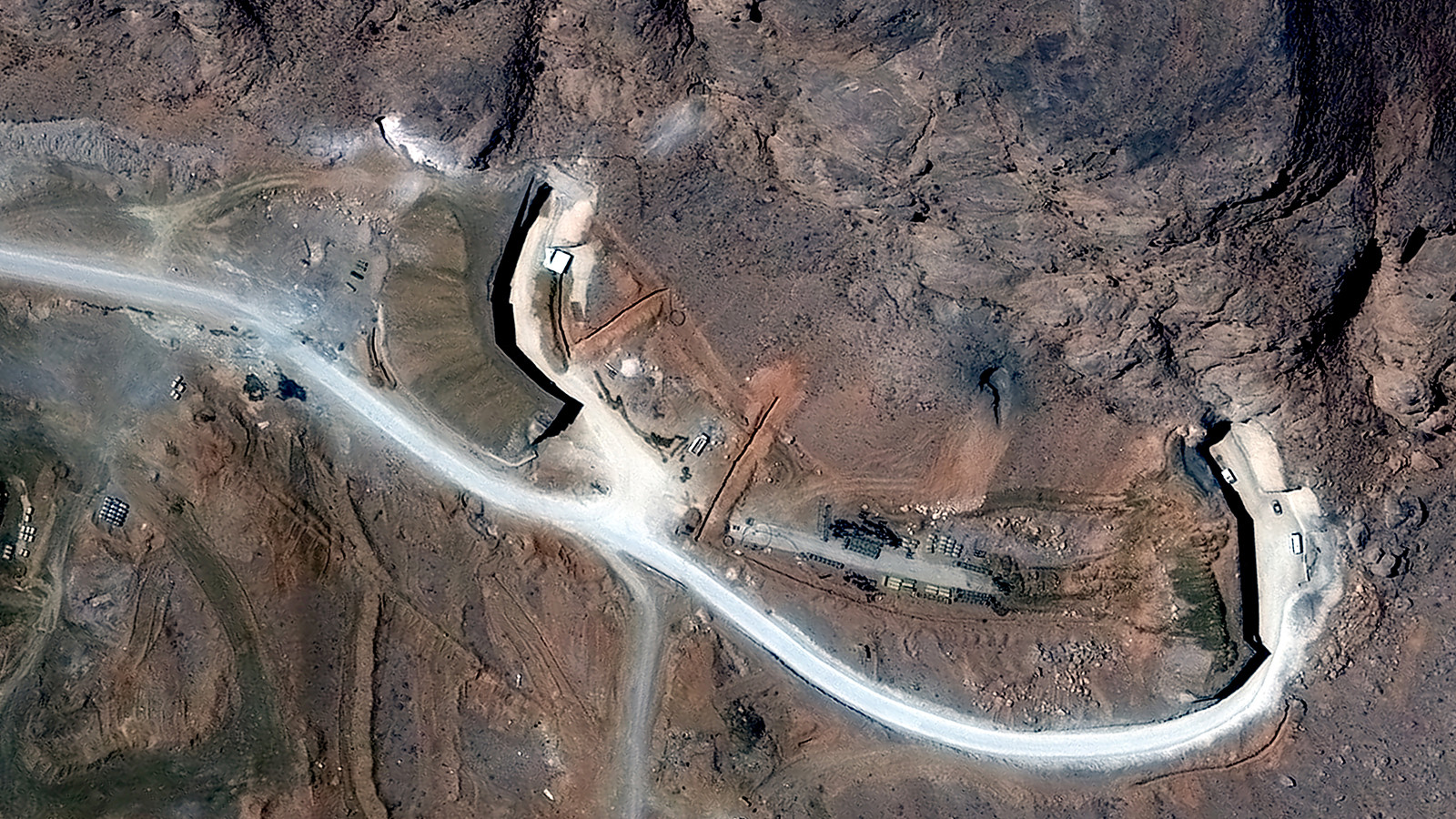 İran'a kara harekatı masada mı? ABD basını kritik detayı yazdı