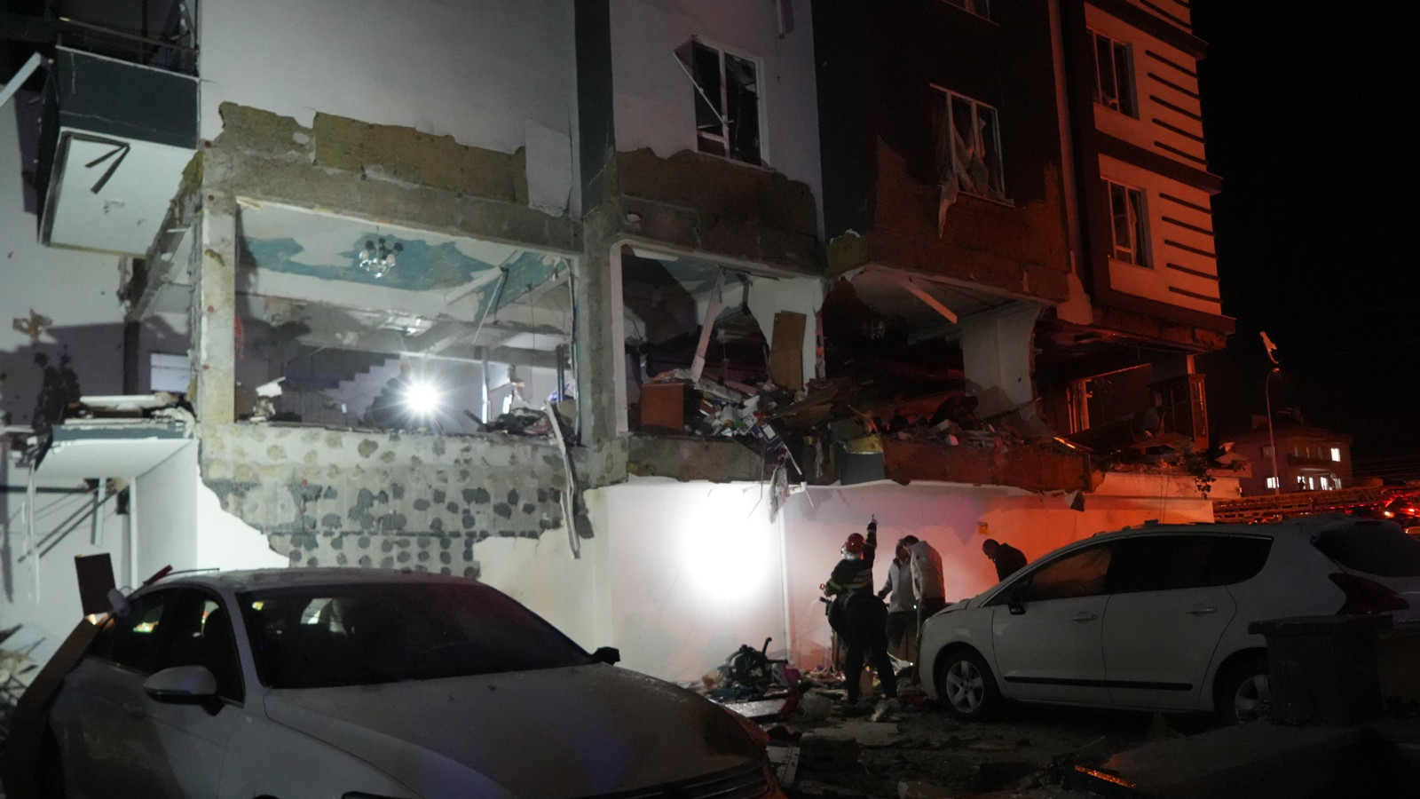 Niğde'de doğal gaz patlaması: Çok sayıda yaralı var