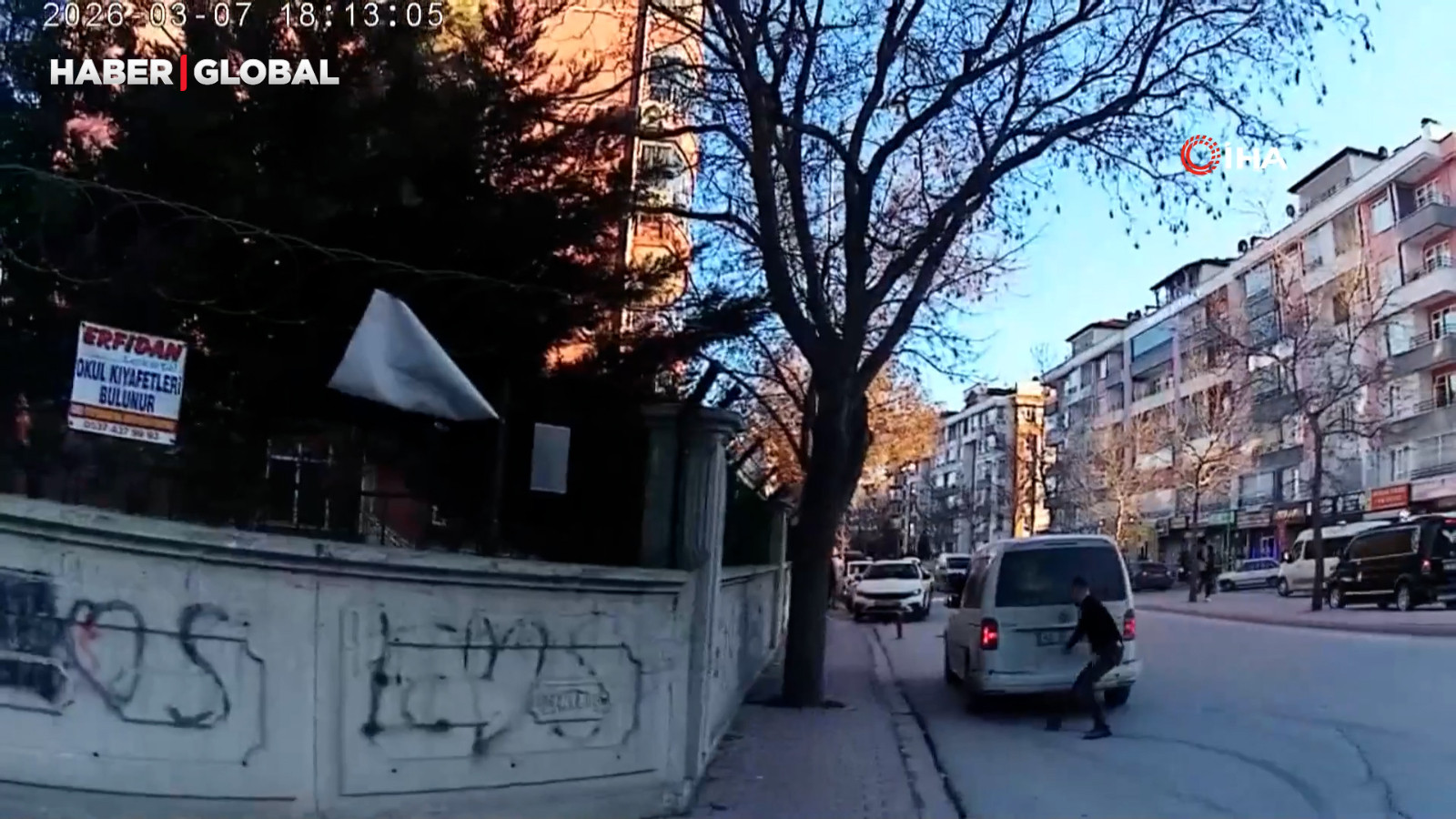 Trafik tartışmasında yumruklar konuştu