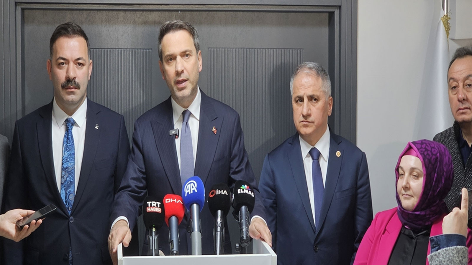 Bakan Bayraktar: Ülkemiz için enerji arzı sorunu öngörmüyoruz