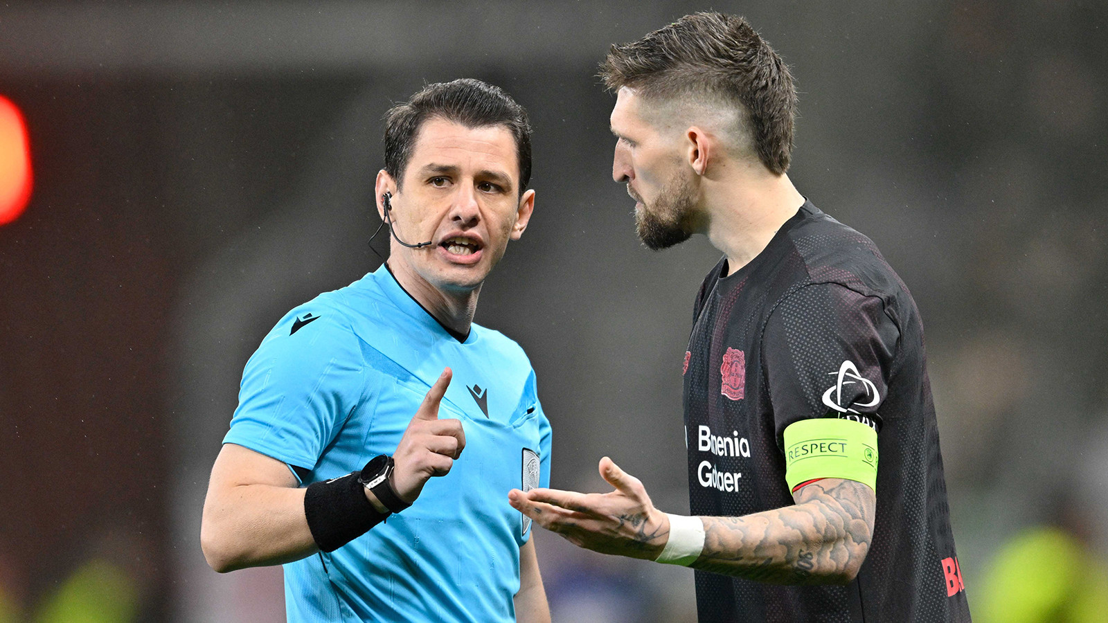 Halil Umut Meler'in çaldığı düdük Almanya'yı karıştırdı! Öfke kustular: "Arsenal'i kurtardı"