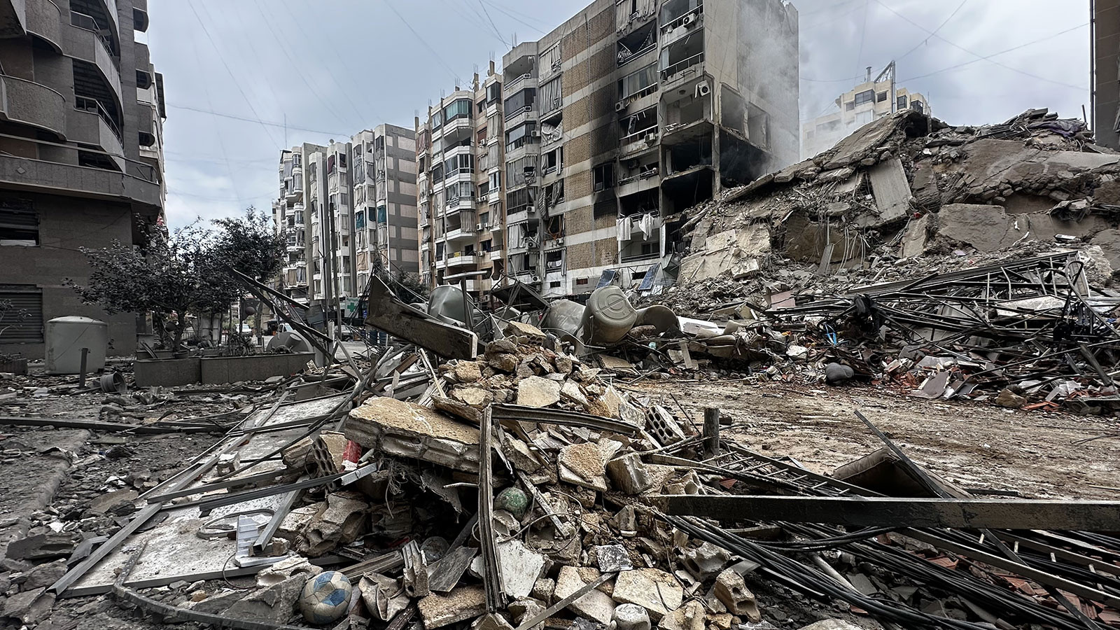 Ortadoğu yangın yerine döndü: Beyrut ve Tahran'da şiddetli patlamalar