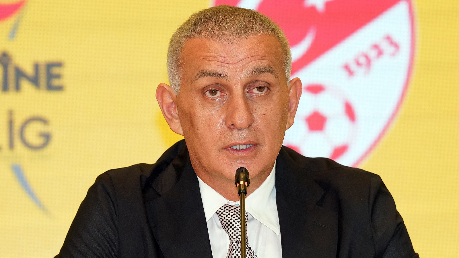 TFF'den yabancı VAR kararı!