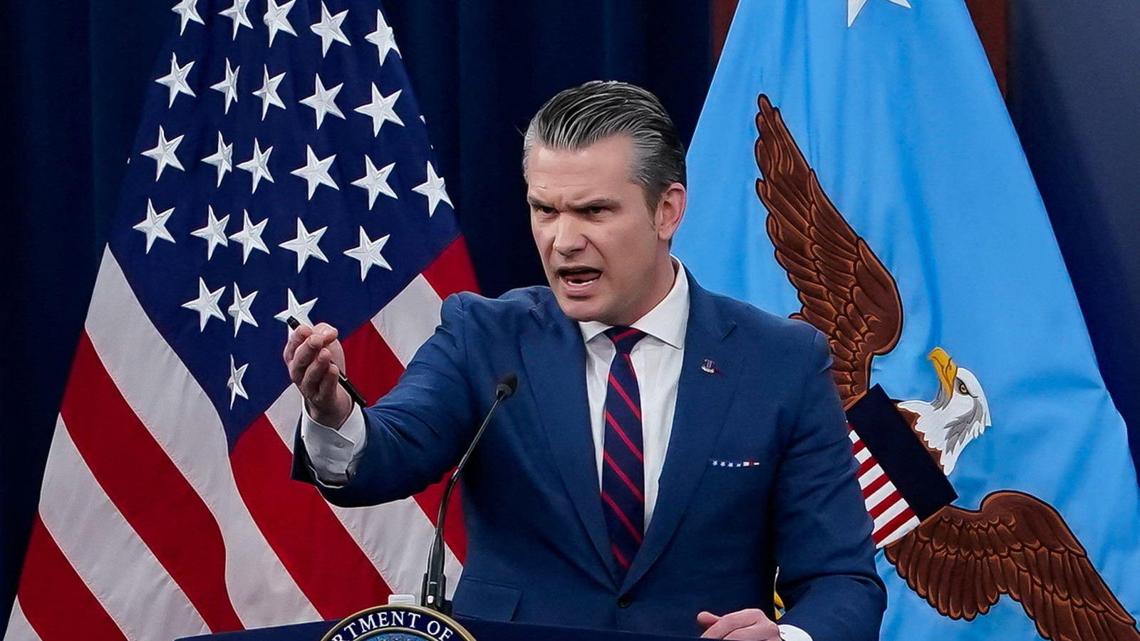 ABD: Mücteba Hamaney yaralı, kaçıyor ve meşruiyeti yok