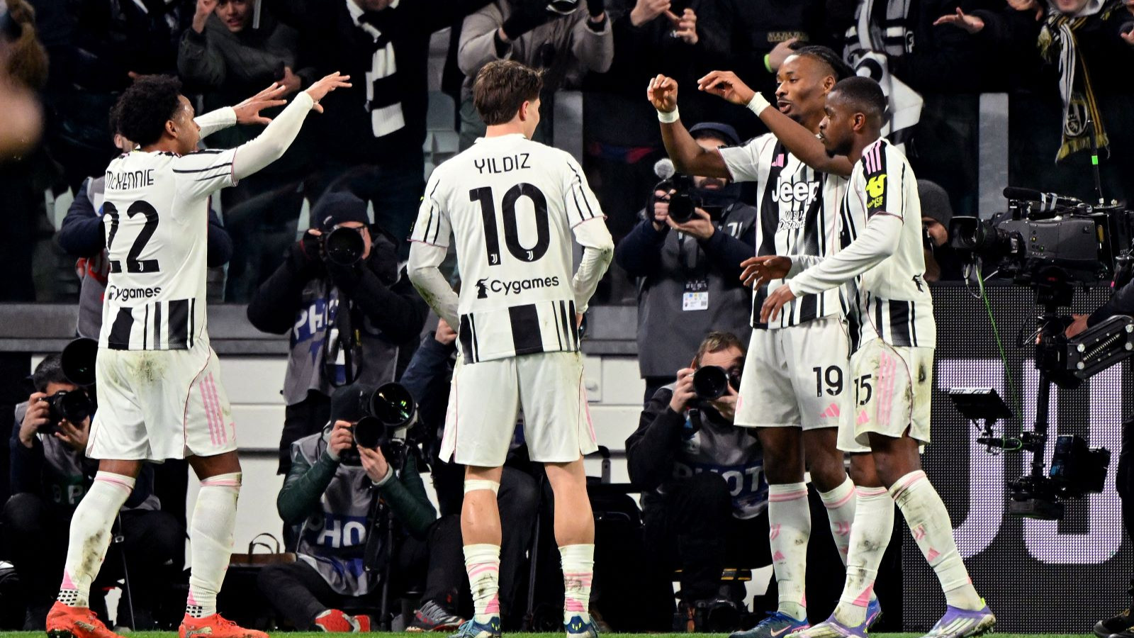 Kenan Yıldız 91 milyon euro, Juventus ise değer kaybediyor