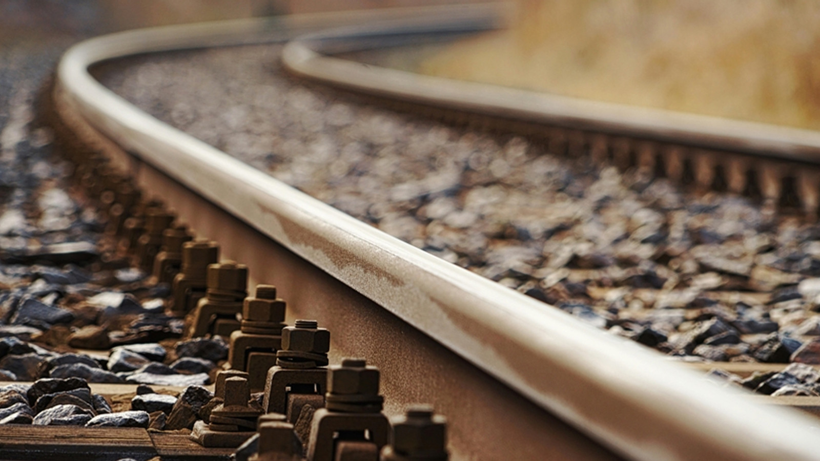 Kuzey Kore'den Çin'e 6 yıl sonra ilk yolcu treni geldi